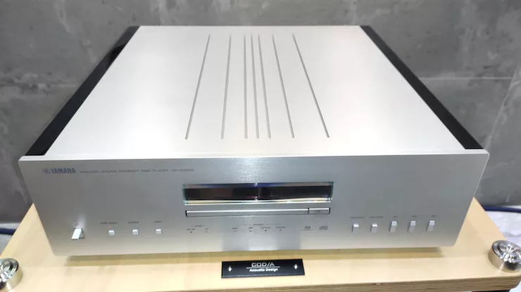 d88尊龙z6(YAMAHA?)旗舰C/M-5000前/后级放大器《乐派》鉴赏会